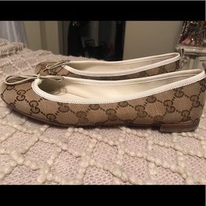 Gucci Flats